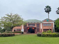 -侯臣咖啡文化村