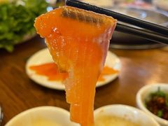 -三文彩虹鳟鱼庄