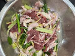 -周良天山牛杂城(天山路总店)