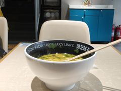 -灵芝妹子海鲜米线(劳动公园店)