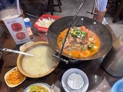-富正毅三下锅·湘西韵味(天门山索道店)