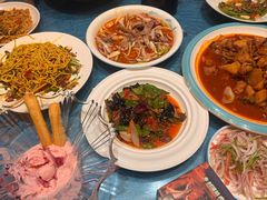 -乡村馕坑肉·烧烤·新疆菜·本地人更爱吃(阿勒泰首店)