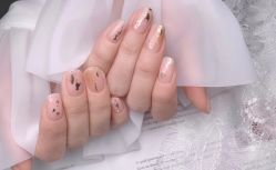 -EAST日式美甲美睫沙龙