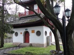 -汇龙潭