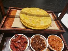 -艳阳天民俗村(公园路店)