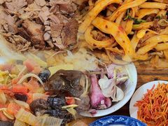 -王菊美食街·王菊面馆(总店)