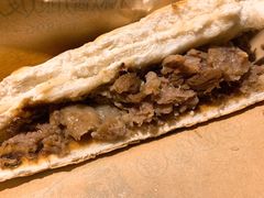 肉夹馍-清真盛志望麻酱酿皮·非遗老字号