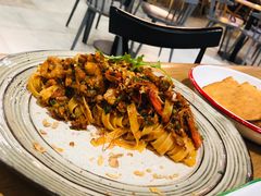 南洋大虾龙利鱼宽面-HELLO 27 意面·沙拉·帕尼尼