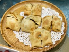 馕坑烤包子-巴扎美食·新疆菜·西域歌舞表演餐厅(新疆大厦店)