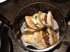 酥皮肉夹馍-甄御•海鲜新青岛菜(麦岛店)