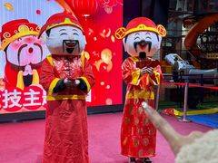 -嗨翻Hi-Fun竞技主题乐园·蹦床亲子生日轰趴(国光1937店)