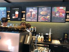 -星巴克臻选(宁波世纪东方广场店)