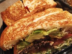 -The Habit Burger Grill 哈比特汉堡(复兴soho店)