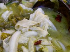 -周鱼小馆石锅酸菜鱼(活力汇店)