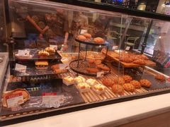 -巴黎贝甜(大宁国际商业广场店)