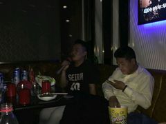 -方糖KTV-PLUS(世茂广场店)