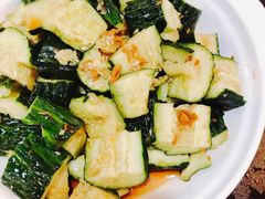 凉拌黄瓜-三妹小龙虾·黄油蟹(华侨城总店)