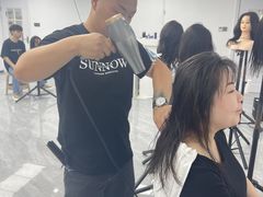 -首脑美容美发化妆美甲培训学校(长沙校区)