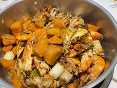 -七欣天香辣蟹火锅(无锡金太湖国际城店)