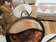 -香逸山自助火锅