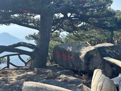 -罗田薄刀峰风景区