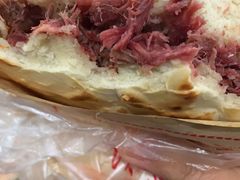 腊牛肉夹馍-杨天玉腊牛羊肉店