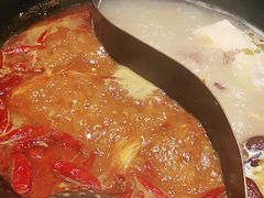 -重庆德庄火锅(体育中心店)