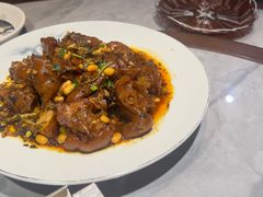 -东口码头·烧鸽子·鱼头泡饼·地方菜(金鹰悦城店)
