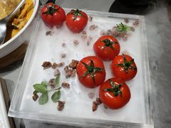 番茄脆菇沙拉-小大董·烤鸭(观景餐厅·南京西路店)