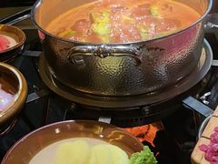 -野山舂·贵州现舂酸汤牛肉(东山店)