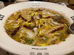 -渔语鱼新川菜Bistro(万象天地店)