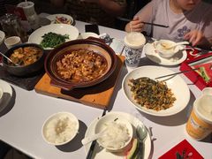 -千百味红餐厅·江西菜(绿地双子塔店)