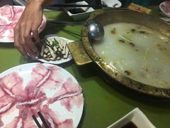 -颜氏双江清水鱼一养身火锅(磁器口店)