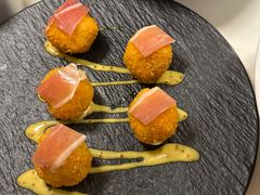 -MONICH牛排融合餐厅(和义大道购物中心店)