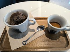 -LAVAZZA拉瓦萨咖啡(上海金融街店)