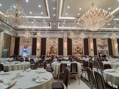 大堂-轩记海鲜餐厅·四十五年老字号·经典粤菜(西区彩虹店)