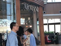 -东荟城名店仓