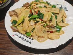 -民间瓦缸煨汤館(嵩山路店)