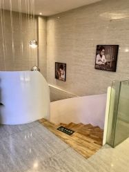 -比华利美容医院