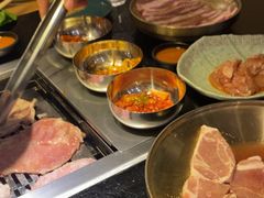 -臻牛烤肉