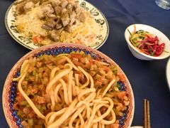 -伊带伊路新疆美食府(呼家楼店)