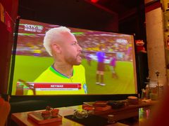 -饮湖威士忌鸡尾酒吧