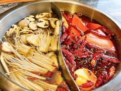 菌汤鸳鸯锅-渝味晓宇火锅(合川路店)