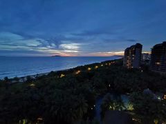 -三亚湾海居铂尔曼度假酒店