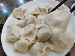 -周家大连水饺(美专校街店)