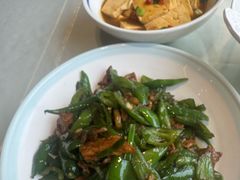 -小芙蓉湘菜馆(易生活购物公园店)