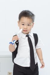 -小熊维尼高端儿童摄影(南山店)