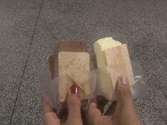 -詹爷爷乌节路街头冰淇淋