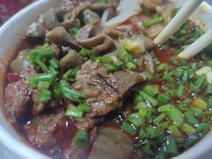 -中山牛肉肥肠粉面馆(军工社区店)