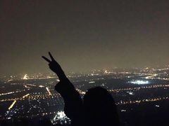-鬼笑石后山停车场